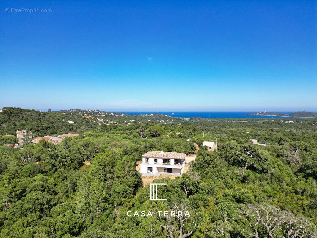 LENZA - Villa composée de 3 logements, vue collines / Pinarello - photo 2