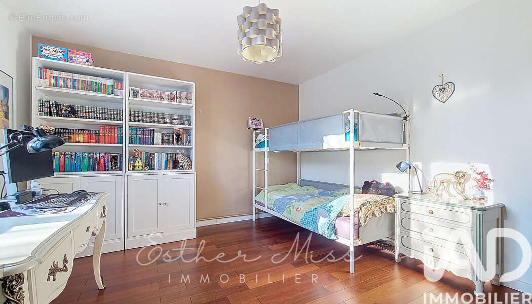 Photo 9 - Maison à SAINT-REMY-LES-CHEVREUSE