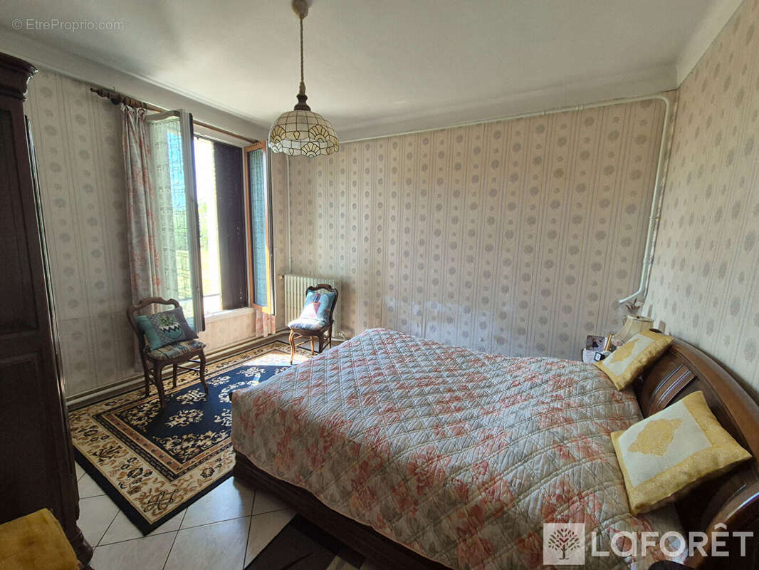 Maison Villebon Sur Yvette 7 pièce(s) 137 m2 - photo 5