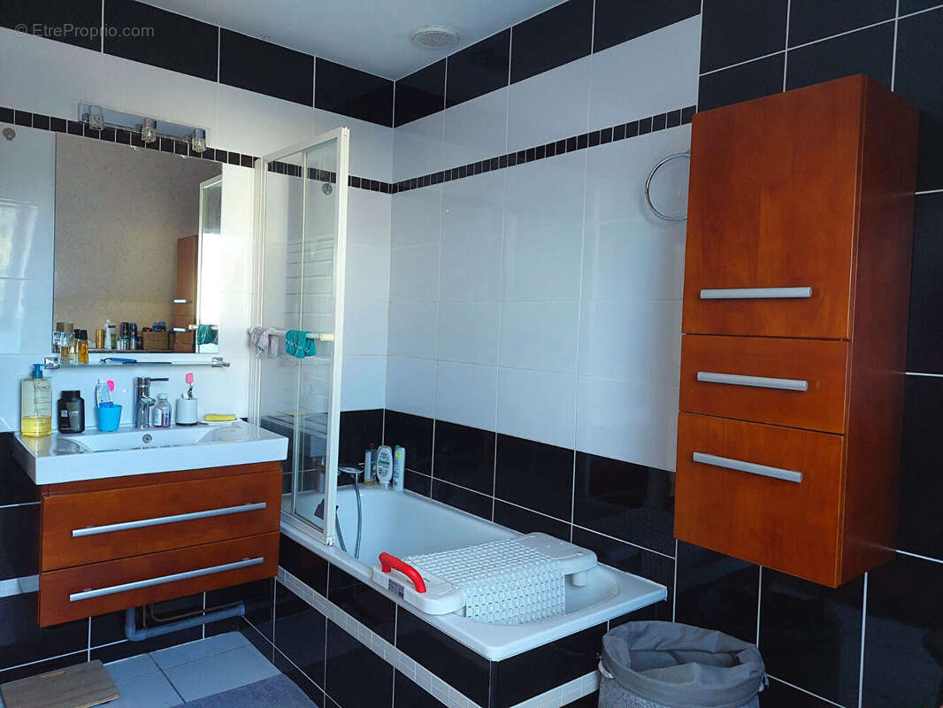 Maison Bourges 4 pièces 94.80 m2 - photo 10