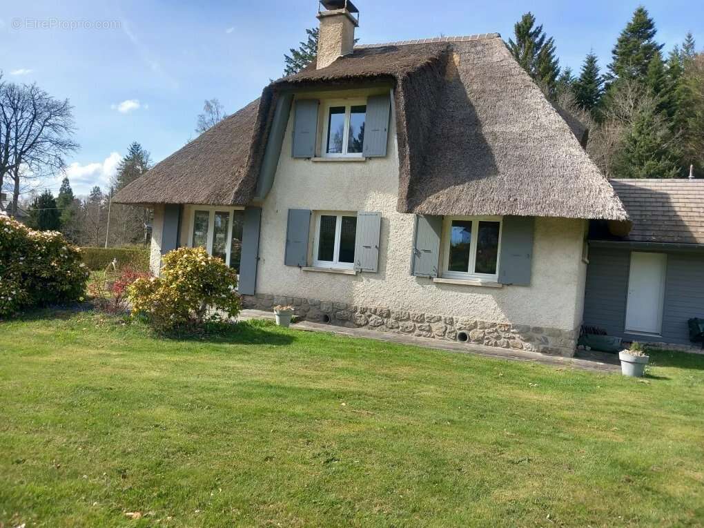 Maison à LE CHAMBON-SUR-LIGNON