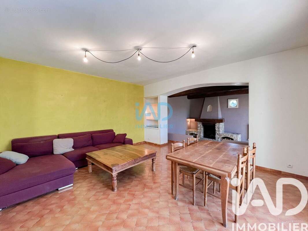 Photo 8 - Maison à SORGUES