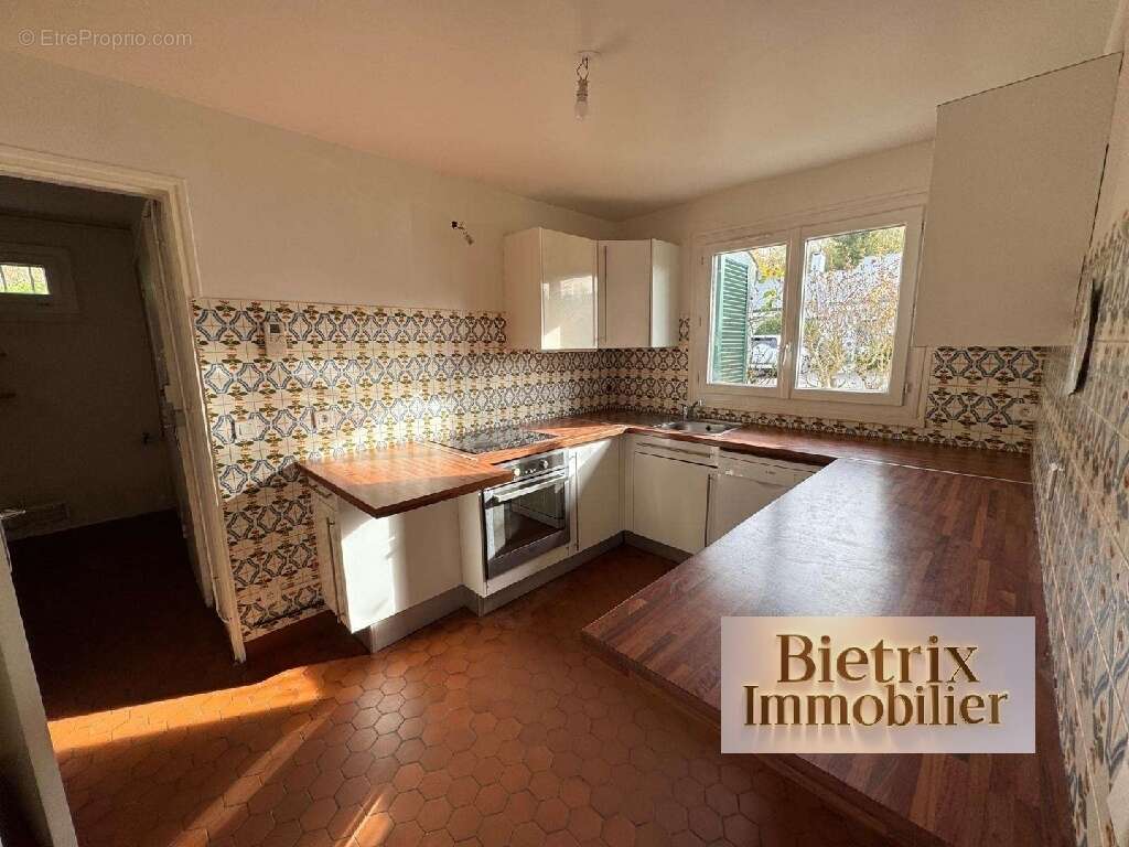 Maison à L&#039;ISLE-ADAM