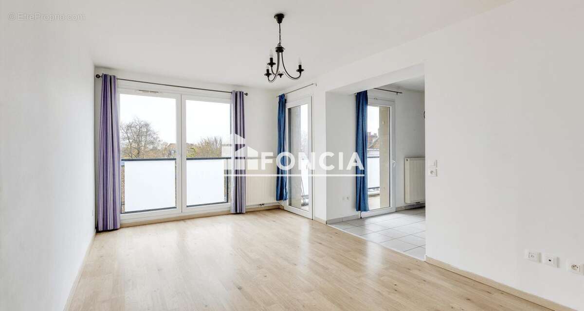 Appartement à MONS-EN-BAROEUL