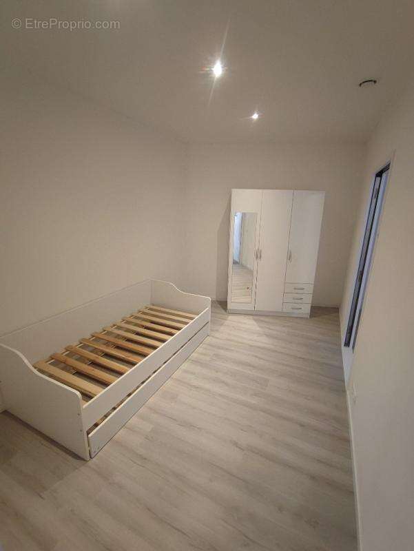 Appartement à GATTIERES