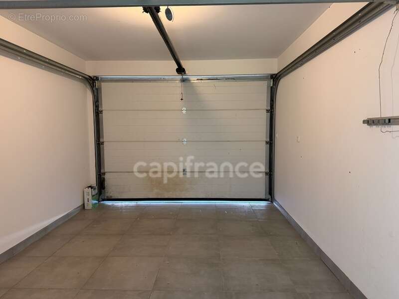 Maison à vendre 5 pièces JOIGNY (89) plain pied de 2018  3 chambres Garage Terrain de 800 m2 - photo 8