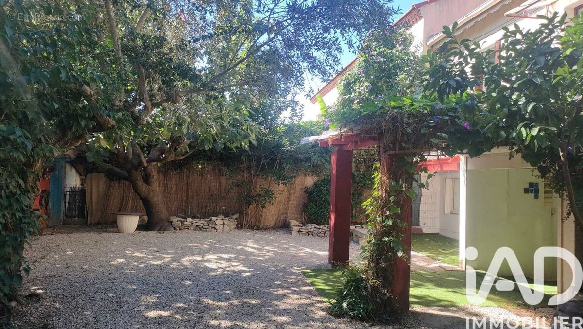 Photo 1 - Maison à NIMES