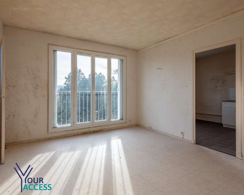 Appartement à GRIGNY