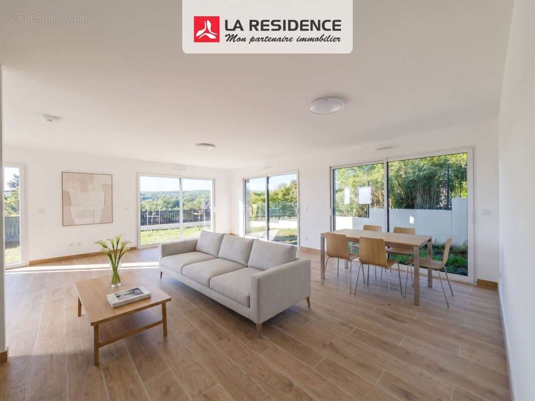 Maison 142 m² à L'etang-La-Ville  - photo 3