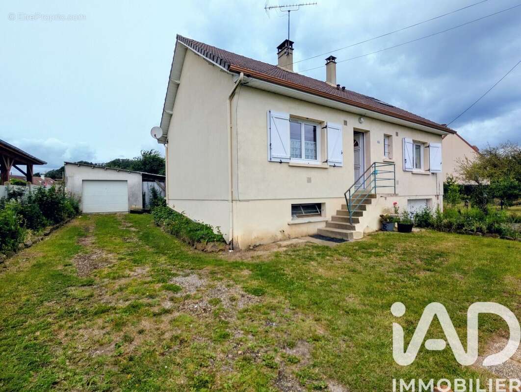 Photo 2 - Maison à LACHAPELLE-AUX-POTS