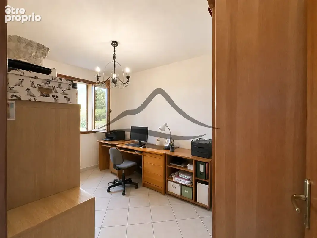 Maison 5 pièces de 134m2 sur 3400m2 de terrain constructible à Saint-Girod - photo 8