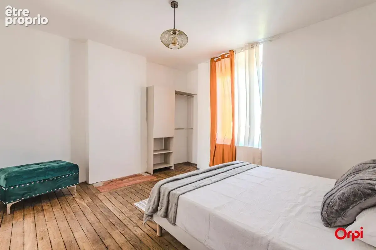 Centre-ville Charleville-Mézières – T3 80 m² rénové  2 chambres  DPE C  Aucun travaux - photo 5