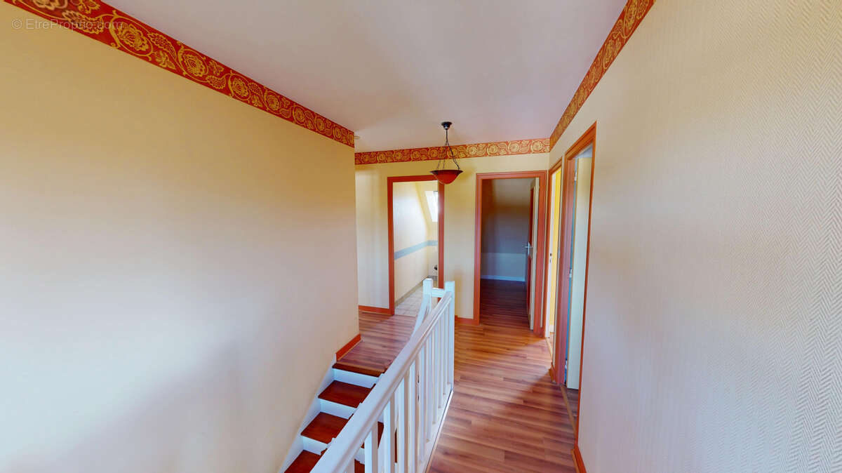 Maison à PLONEOUR-LANVERN