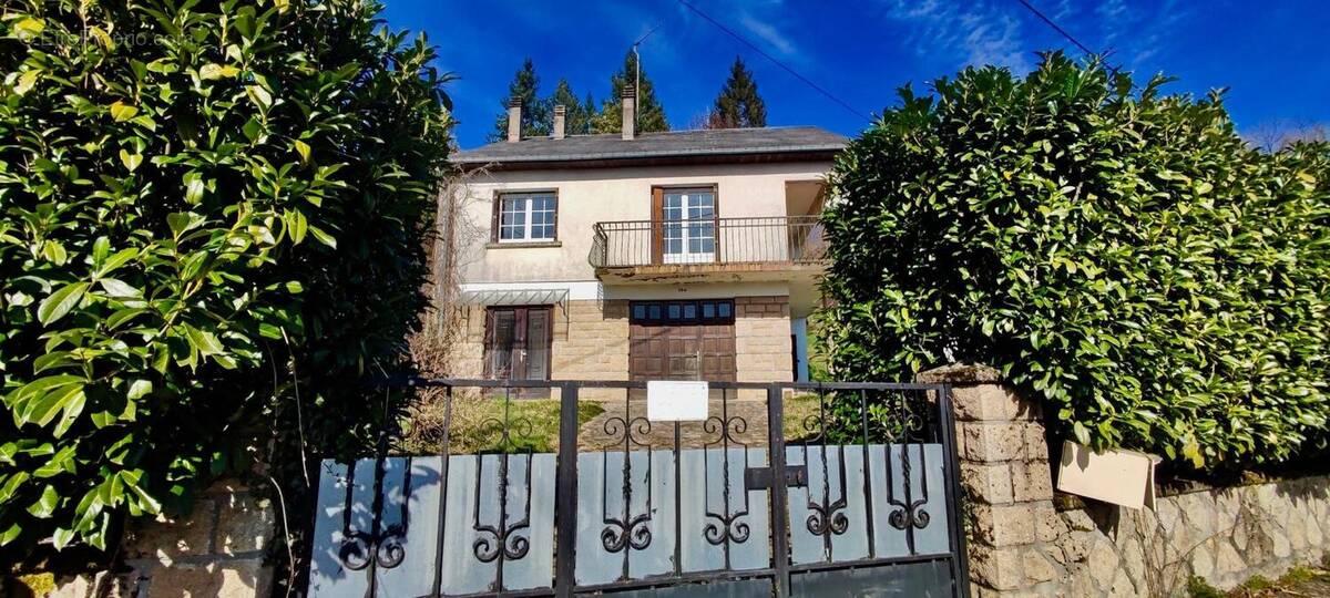 Photo 1 - Maison à EGLETONS