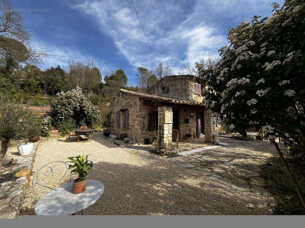 Maison à GOUDARGUES