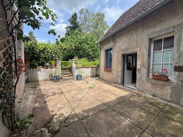 Maison à AUTUN