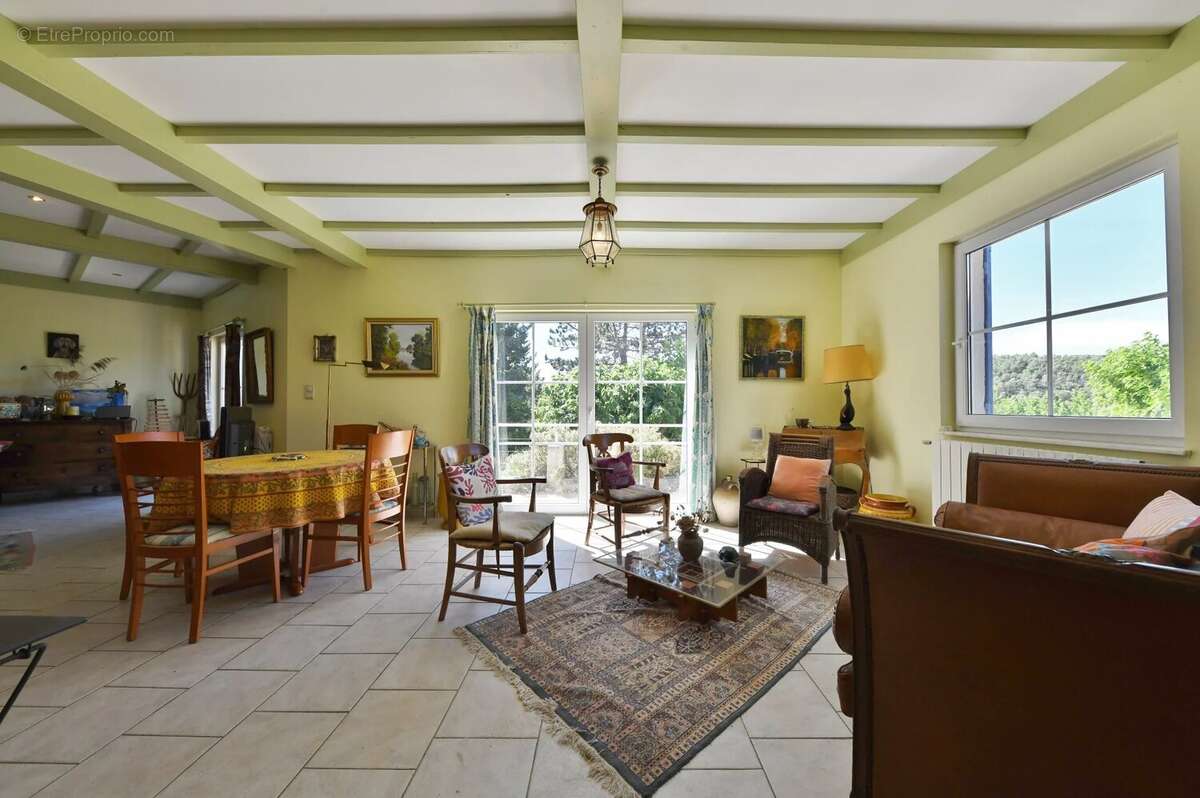 Maison à UZES