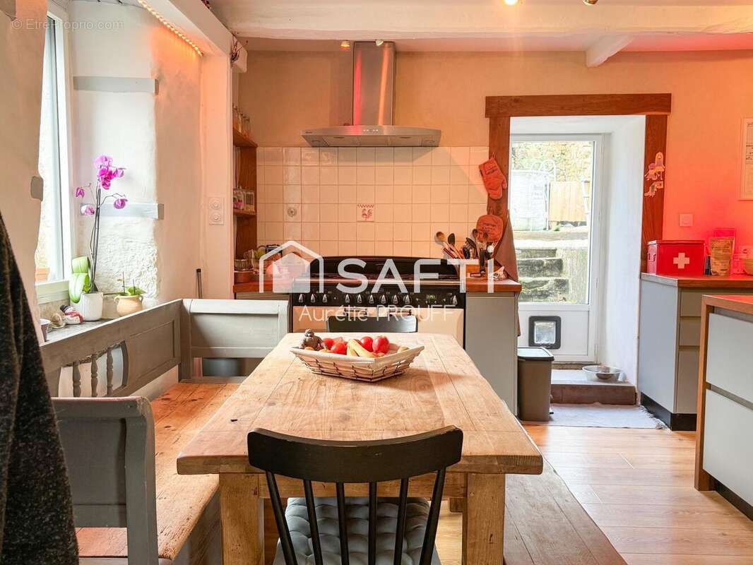 Photo 2 - Maison à HUELGOAT