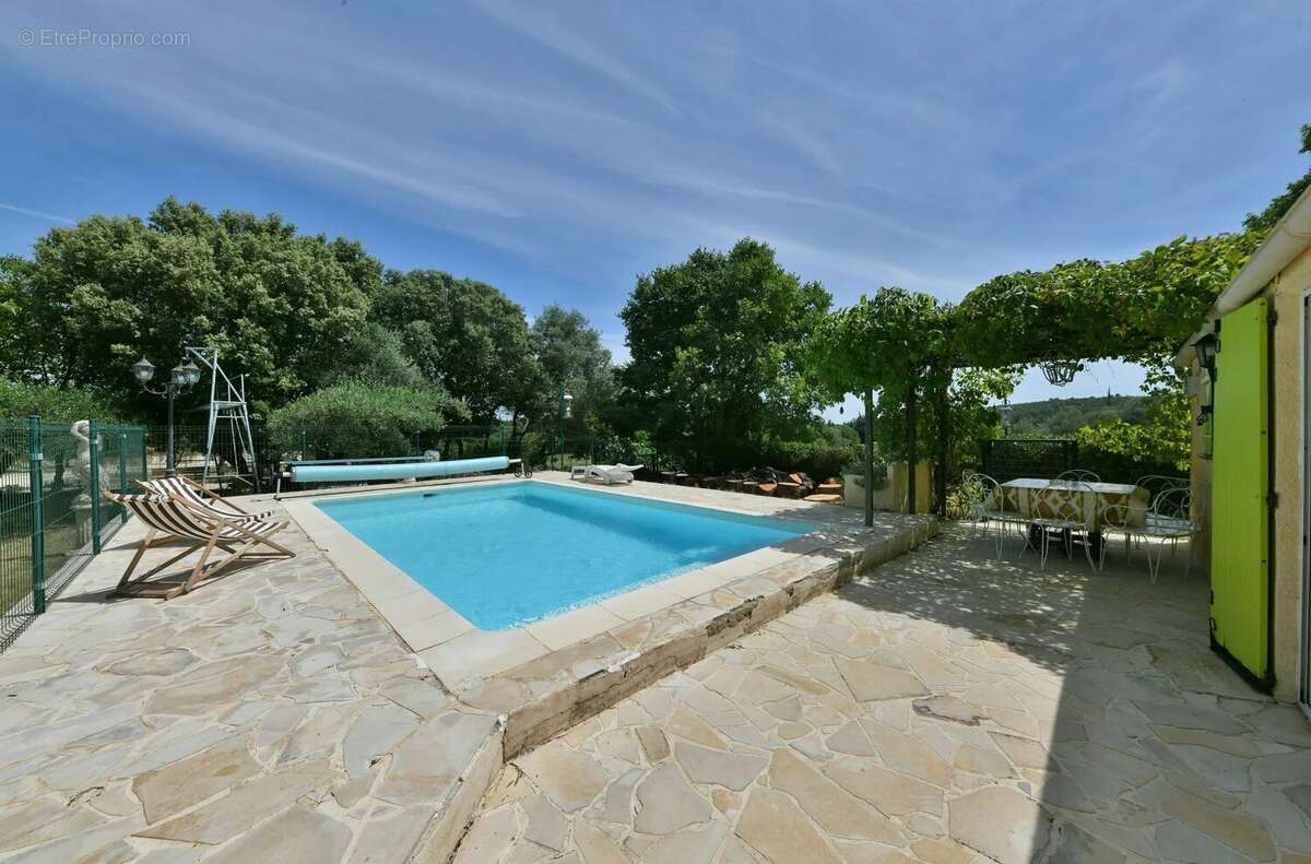 Maison à UZES