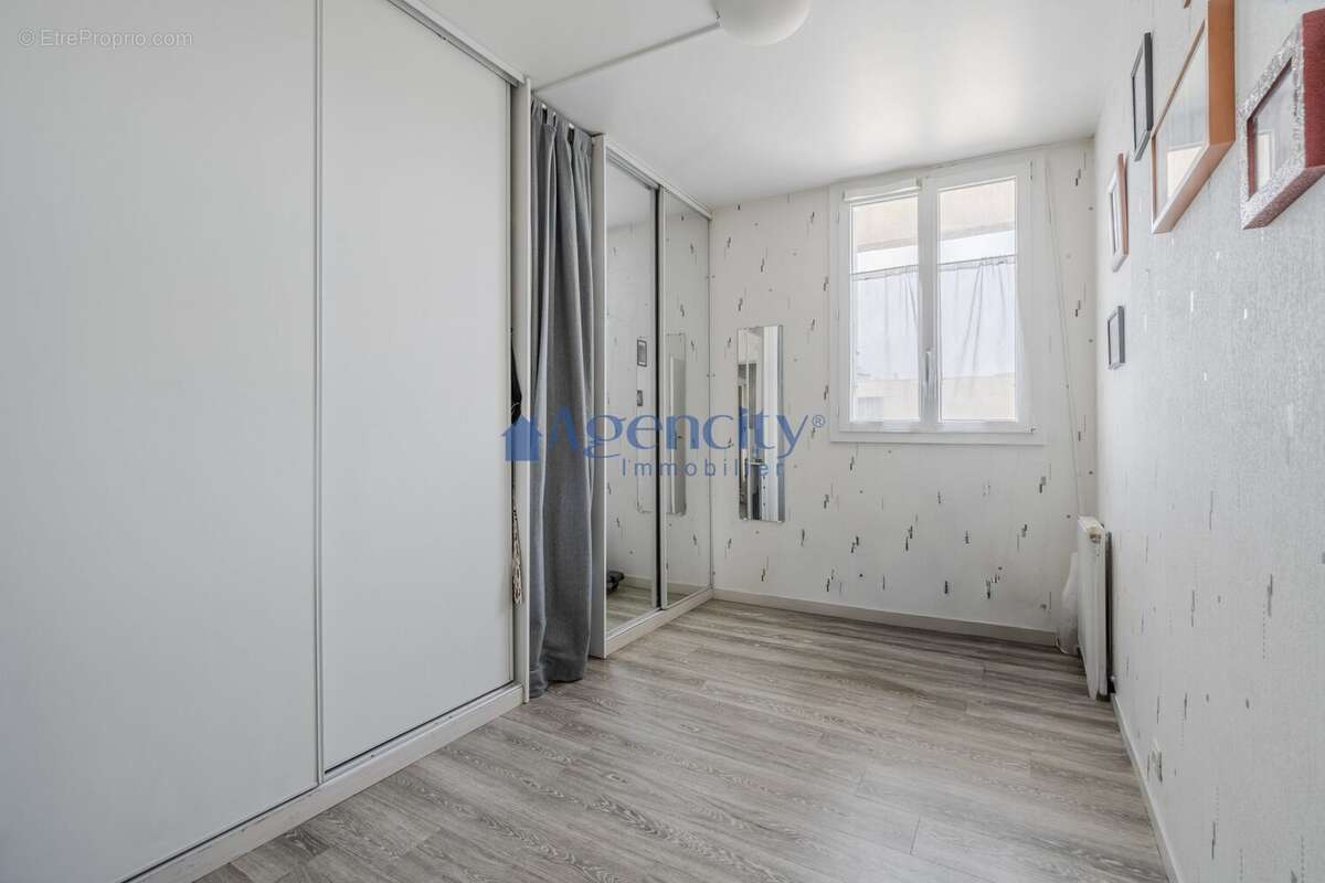 Appartement à LOGNES