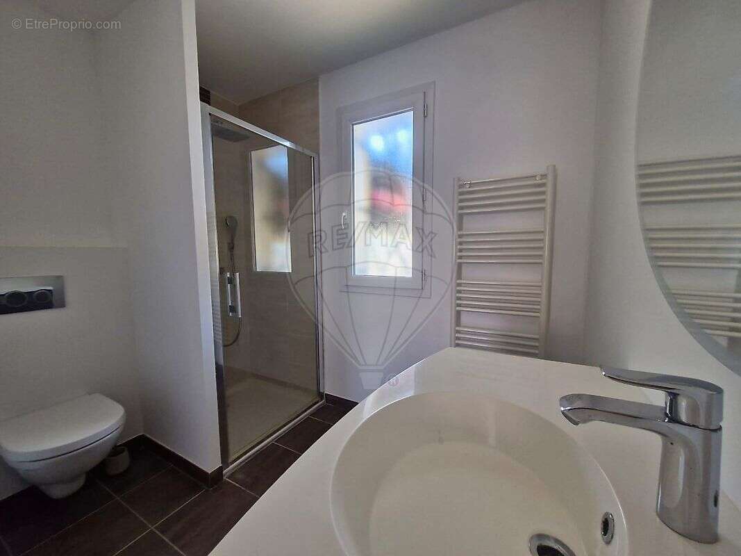 Maison à JASSANS-RIOTTIER
