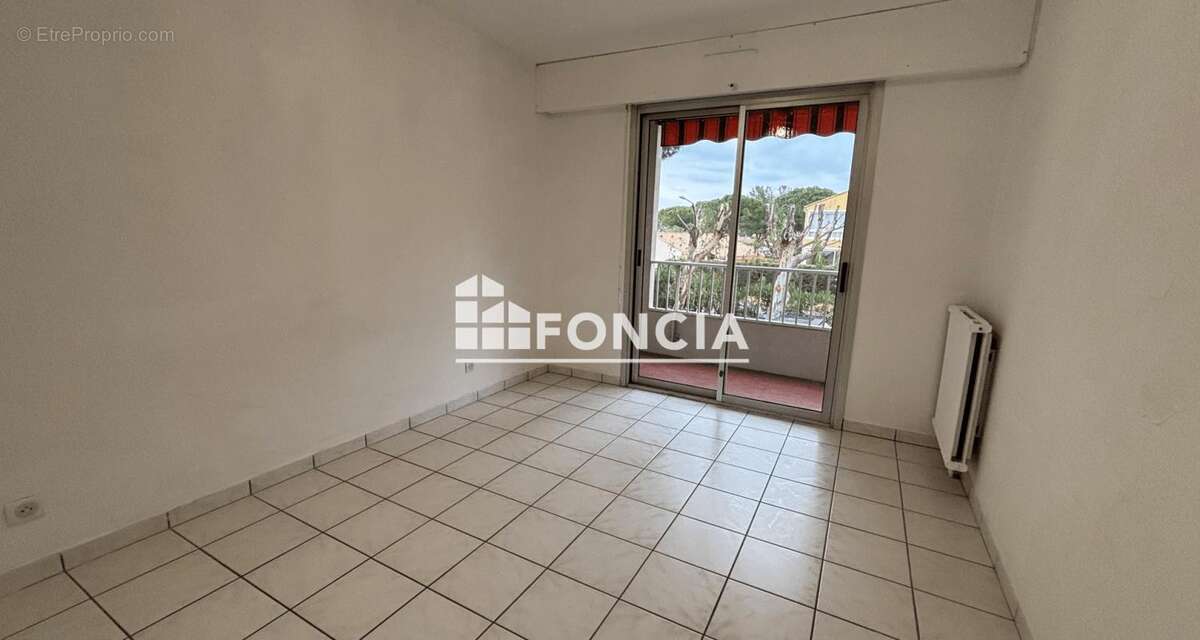 Appartement à HYERES