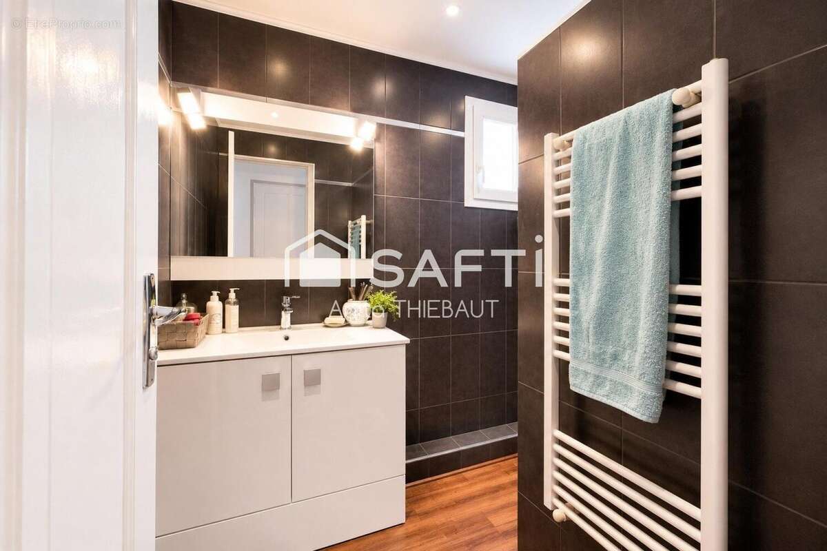 Photo 7 - Appartement à SAINT-RAPHAEL