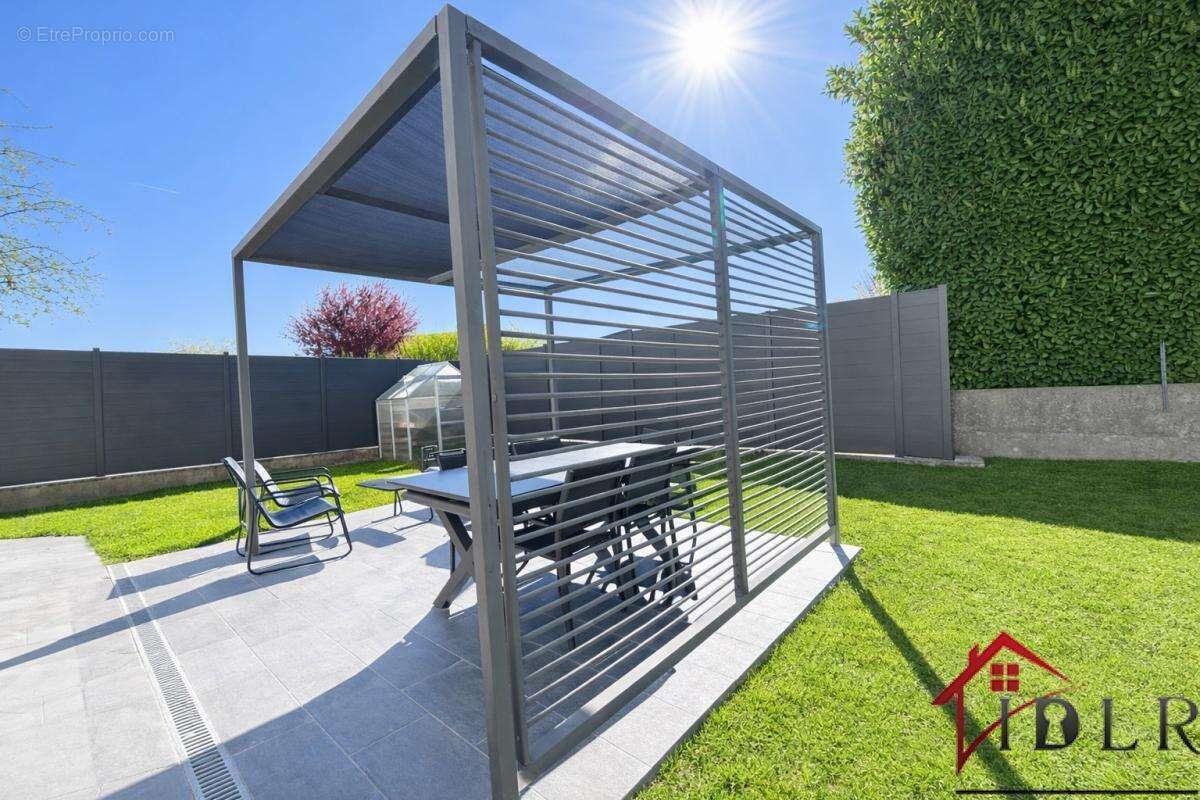 Maison à MONTIGNY-LES-METZ