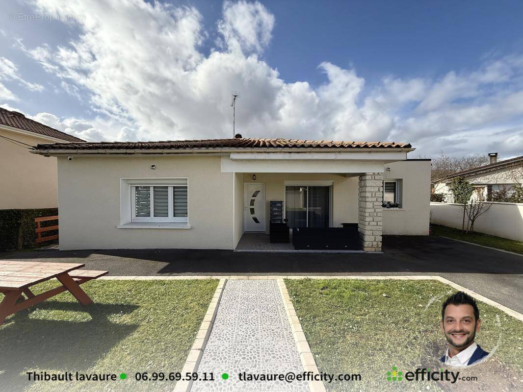 Maison à SAINT-YRIEIX-SUR-CHARENTE