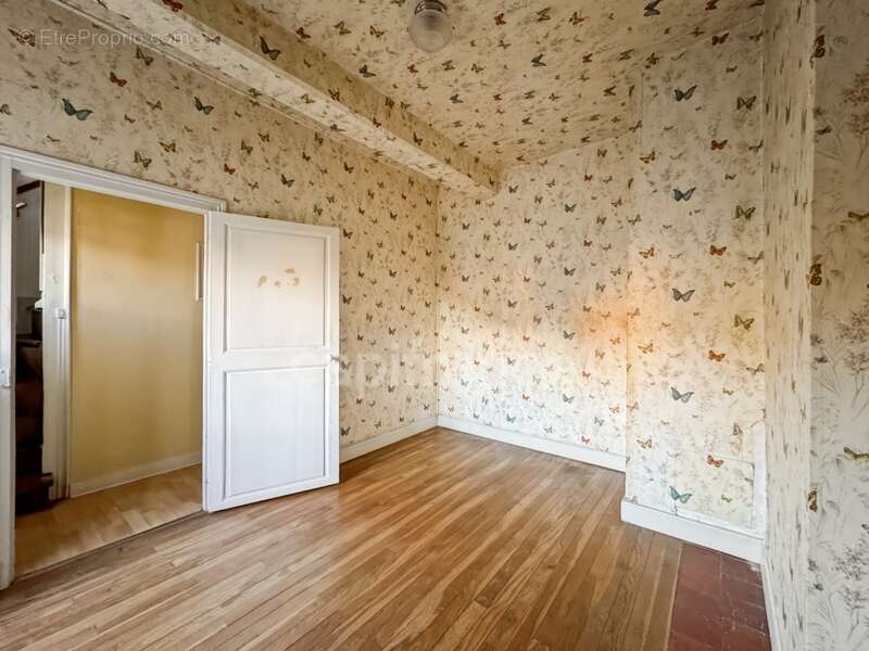 Maison à CHATILLON-EN-BAZOIS