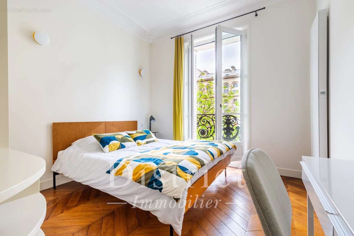 Appartement à PARIS-4E