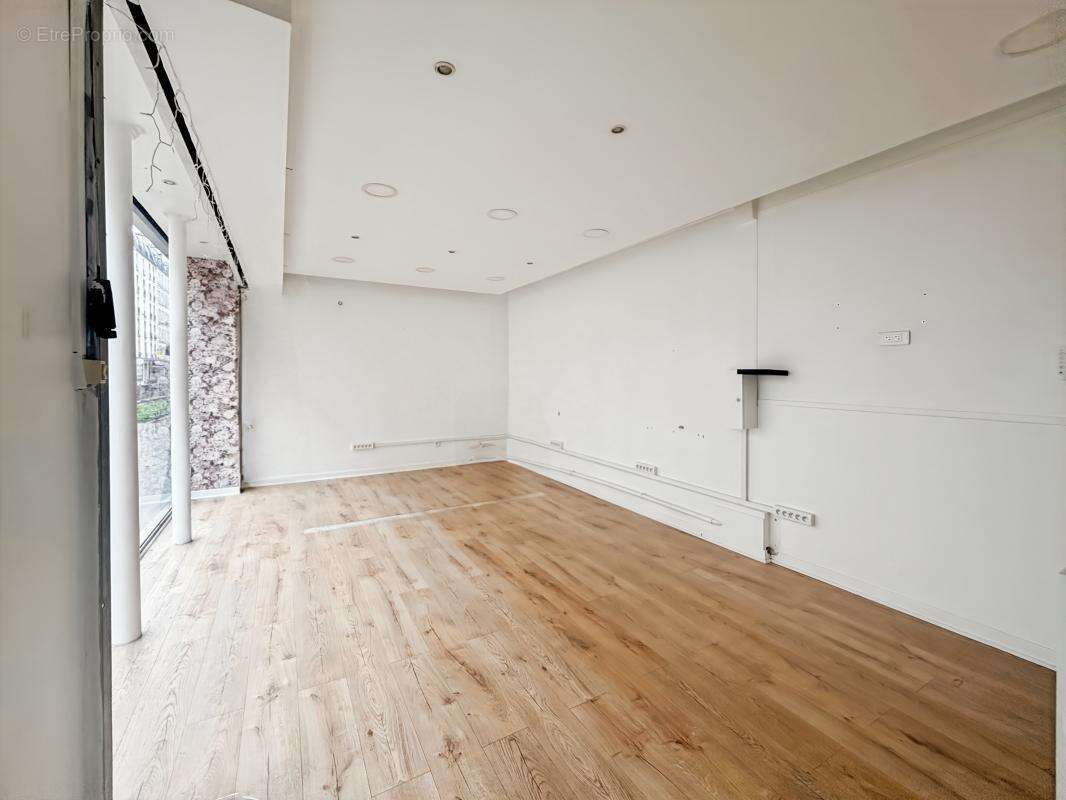 Commerce à PARIS-12E