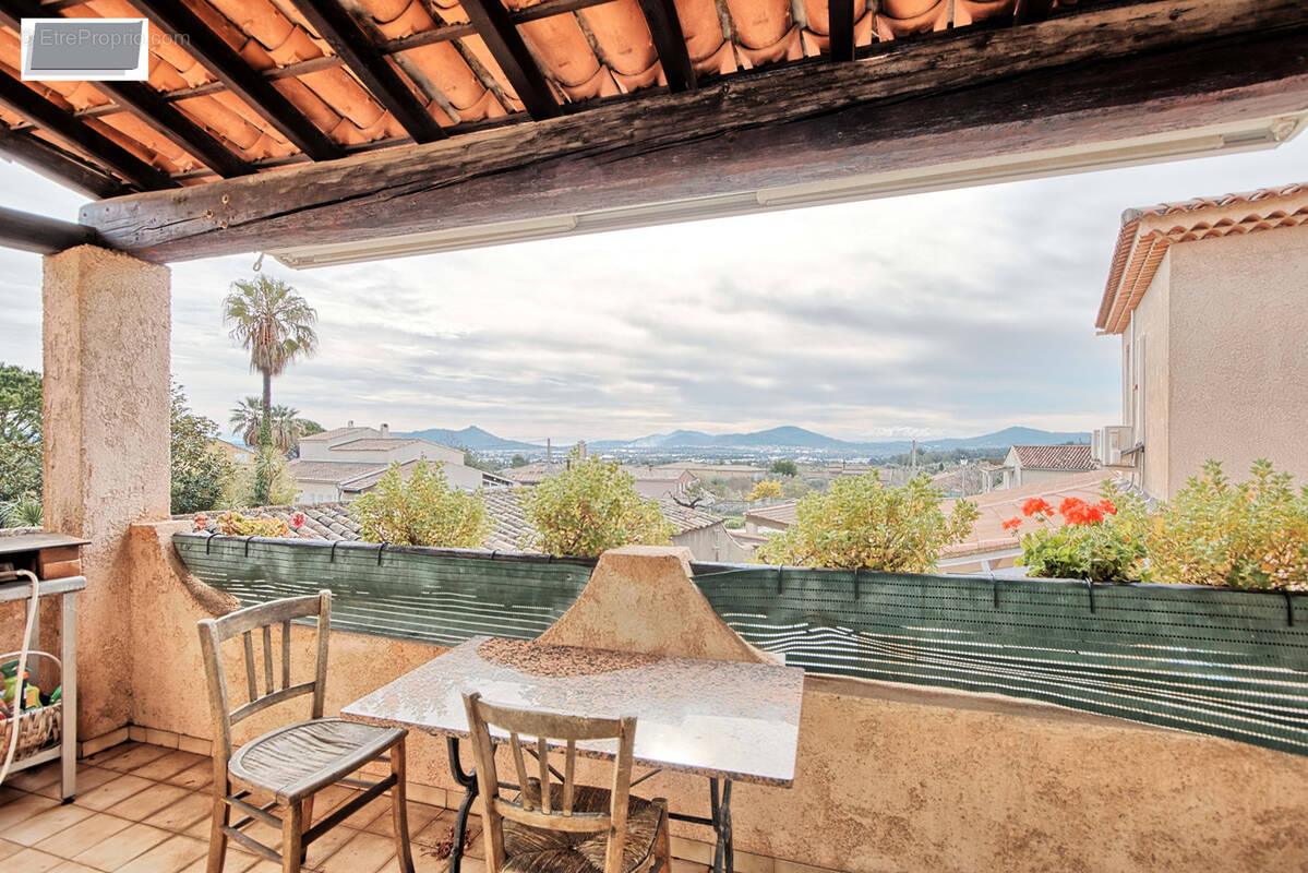 Maison à LA FARLEDE