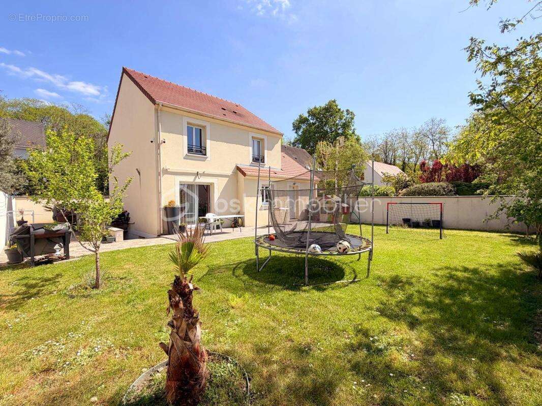 Maison à SAINTRY-SUR-SEINE