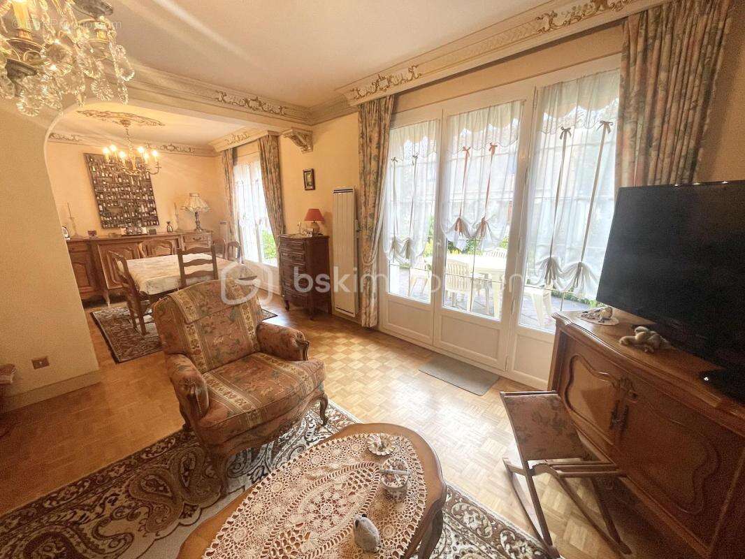 Maison à VILLIERS-SUR-ORGE