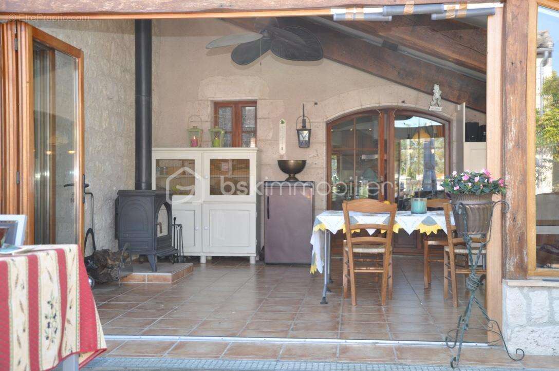 Magnifique propriété en pierres et ses gîtes - garages - piscine - photo 5