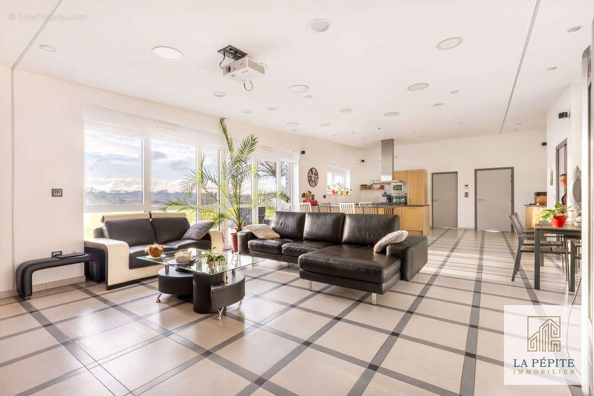 Maison à BERLAIMONT