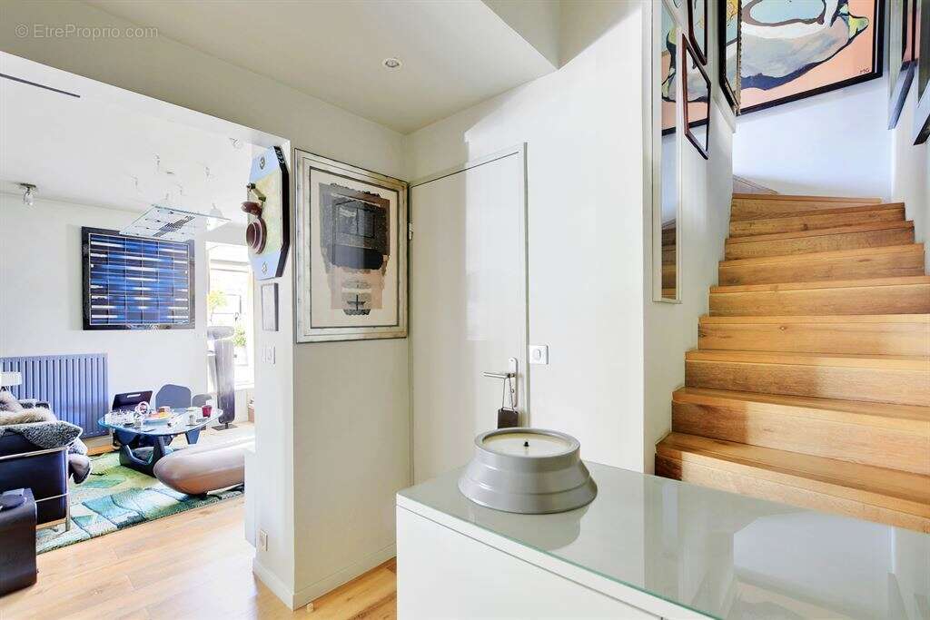 Appartement à PARIS-19E