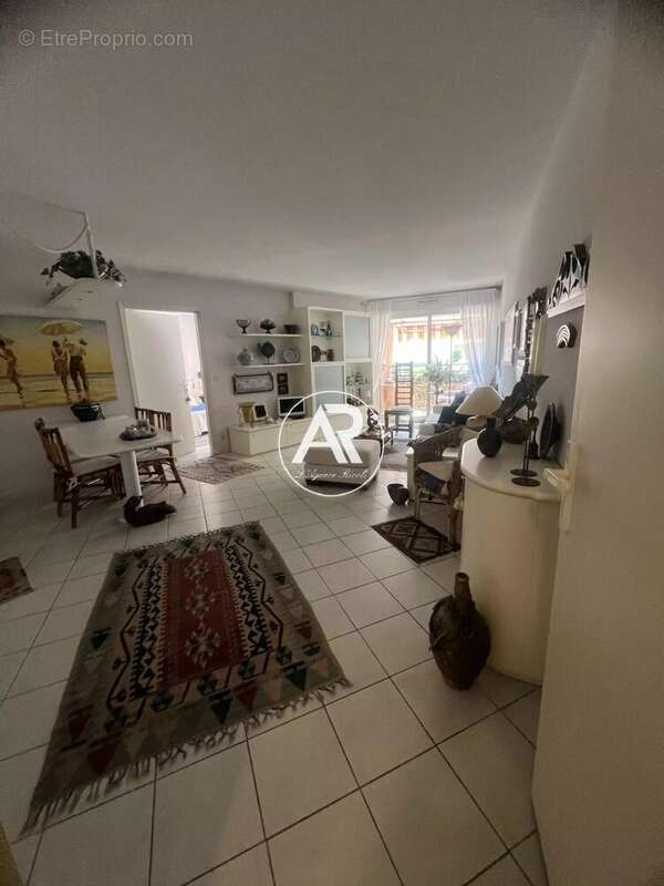 Appartement à ROQUEBRUNE-CAP-MARTIN