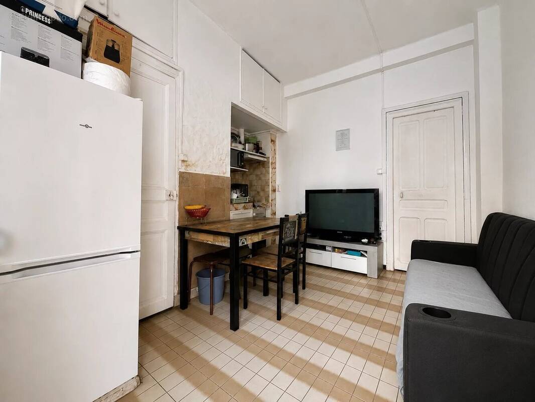 Appartement à MARSEILLE-3E
