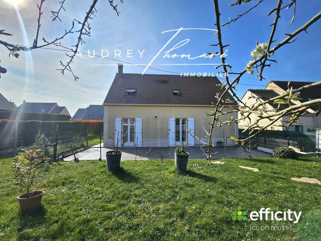 Maison à NANTEUIL-LE-HAUDOUIN