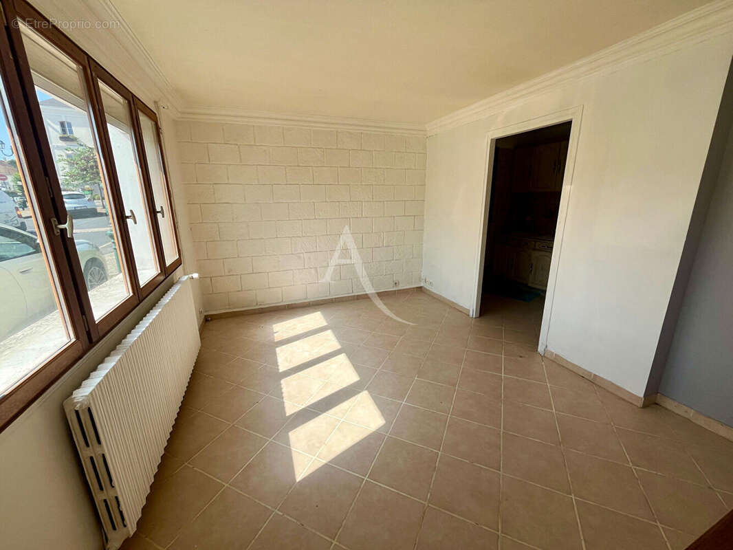 Maison à NANTEUIL-LES-MEAUX