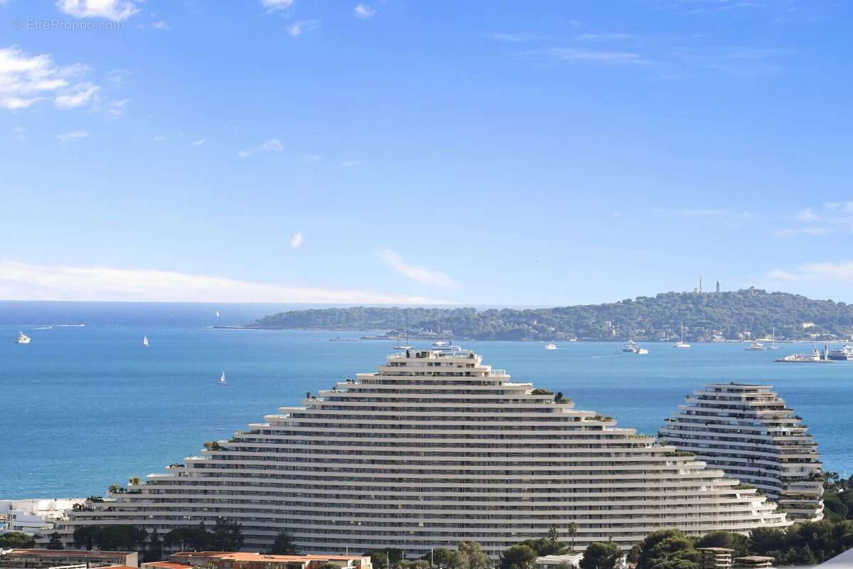 Appartement à CAGNES-SUR-MER