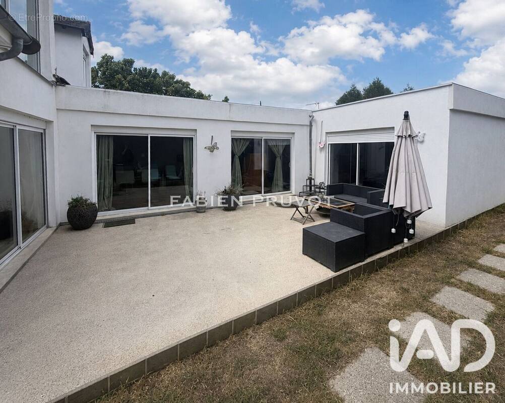 Photo 1 - Maison à HERBLAY