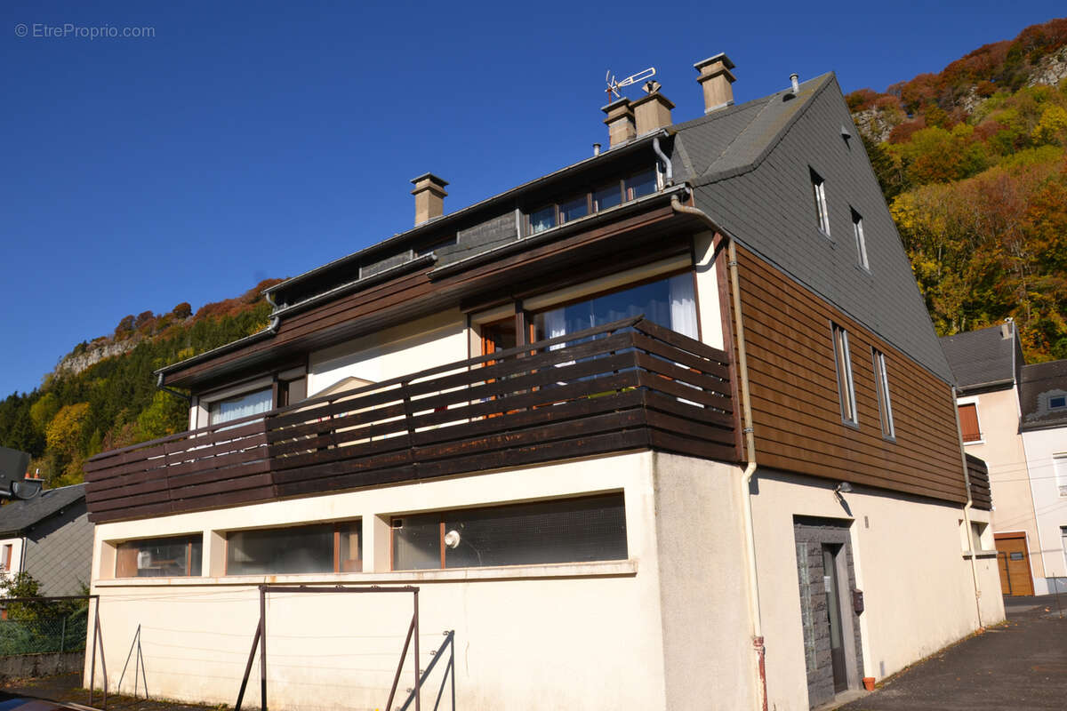 T2 de 29 m2 avec vues dégagées, parking et cave privative - photo 15