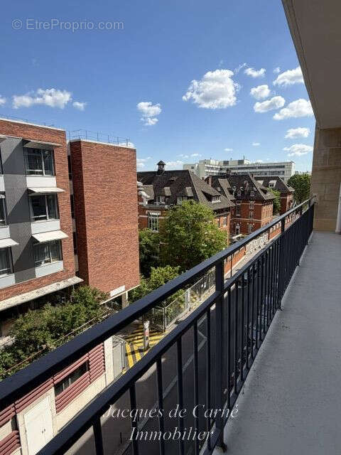 Appartement à PARIS-12E