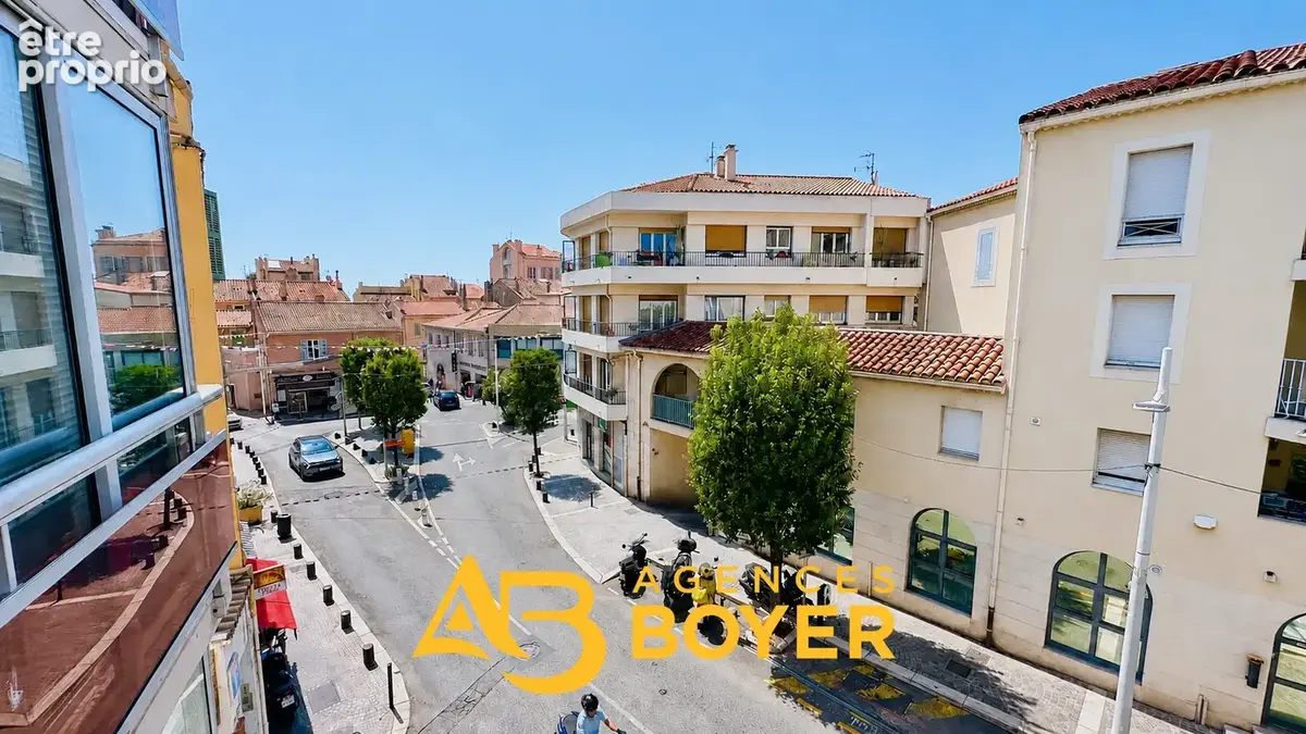 Bandol   Exclusivité : T2 en centre?ville avec ascenseur et terrasse fermée - photo 4