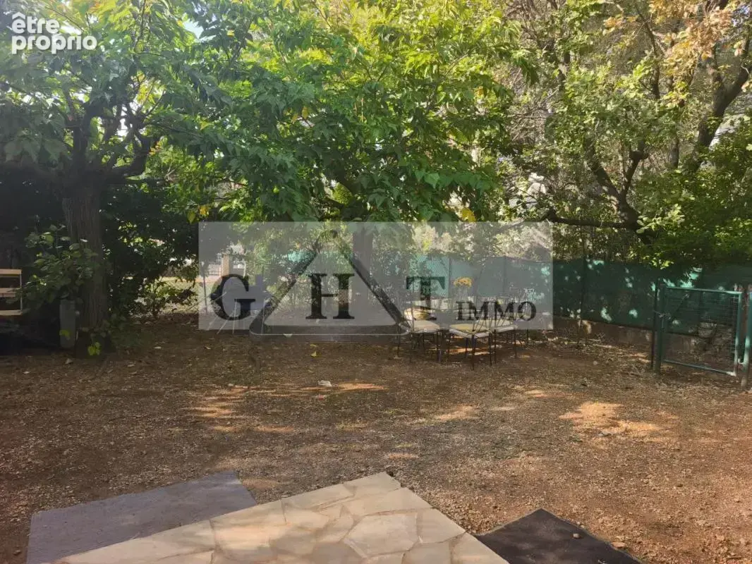 A vendre mur local commercial  loue - photo 3