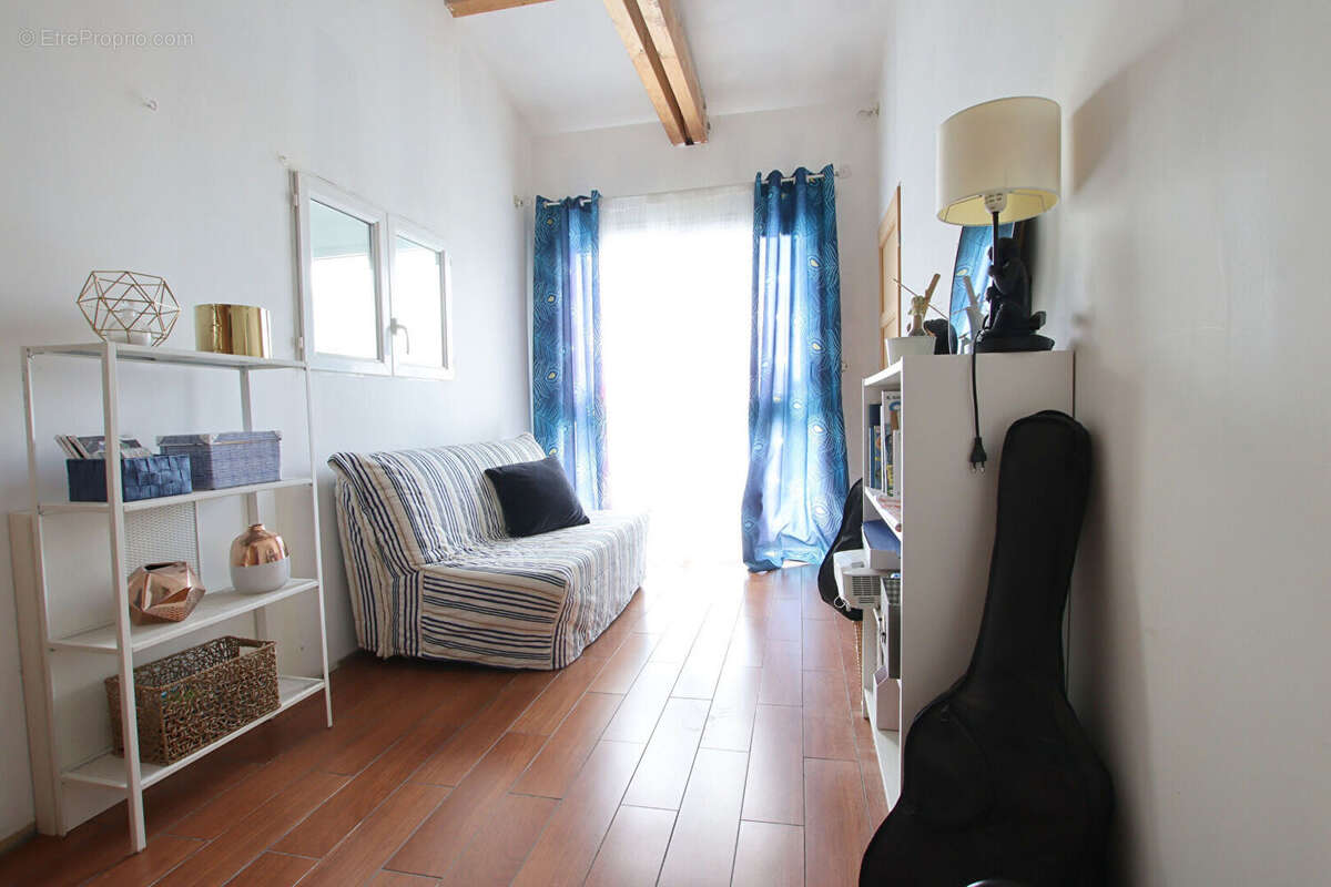 Maison à VOUILLE