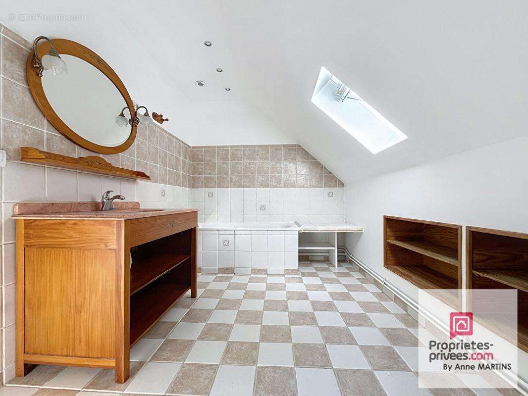 Maison à VIRY-CHATILLON